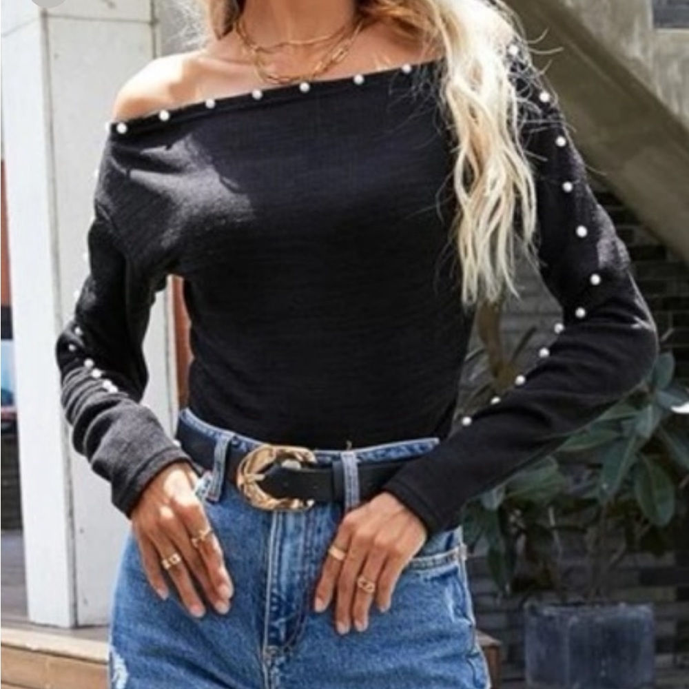 ❤️No Name Pearl Crop Top